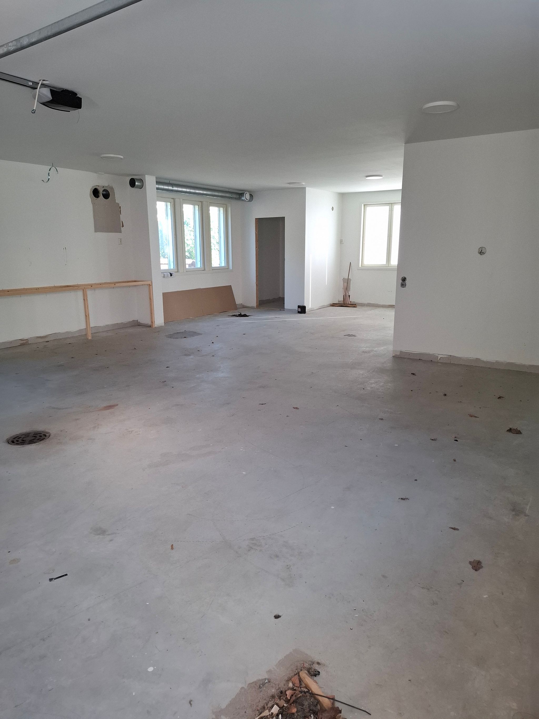 Image 12/26