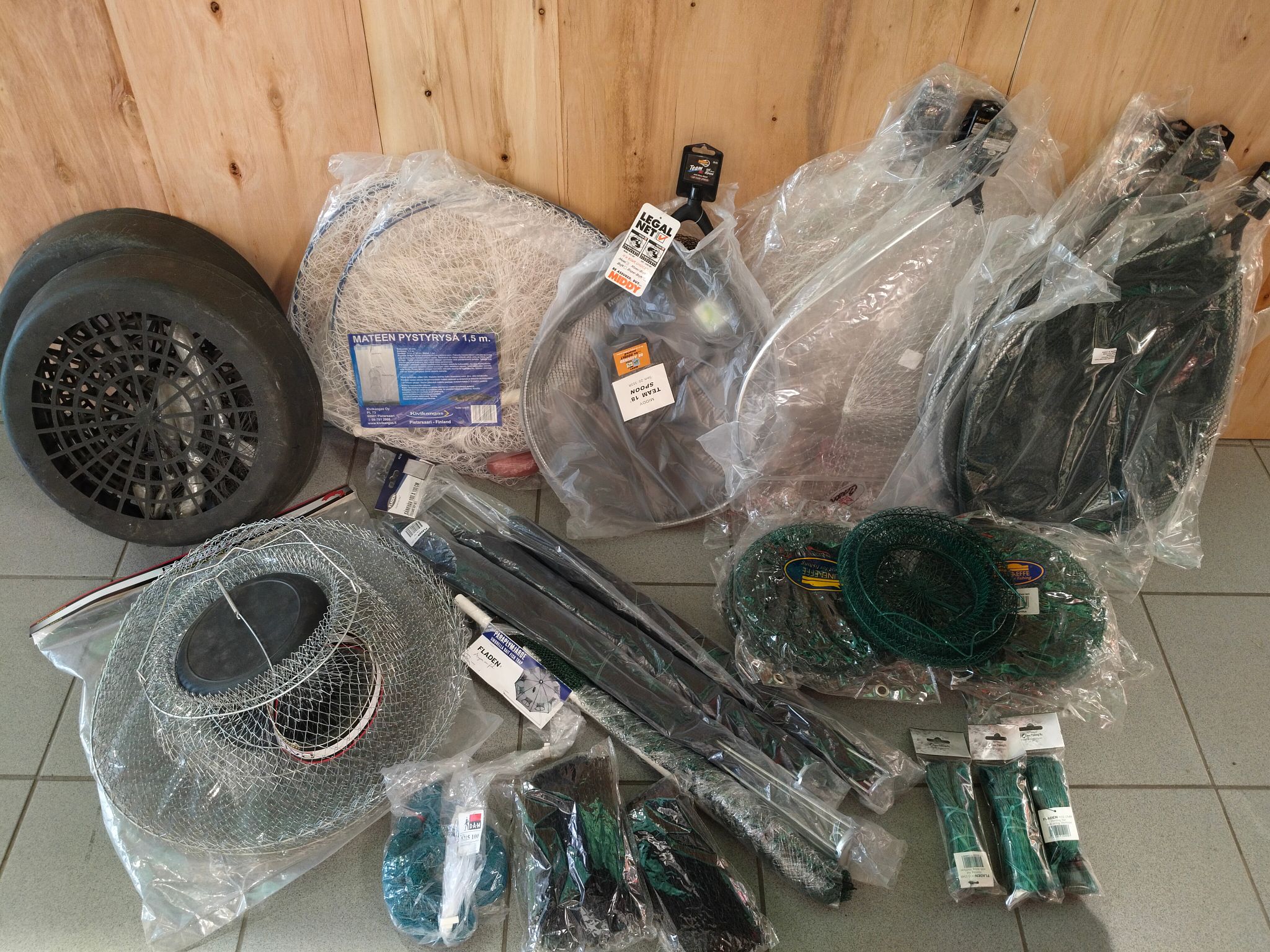 Image 1/12