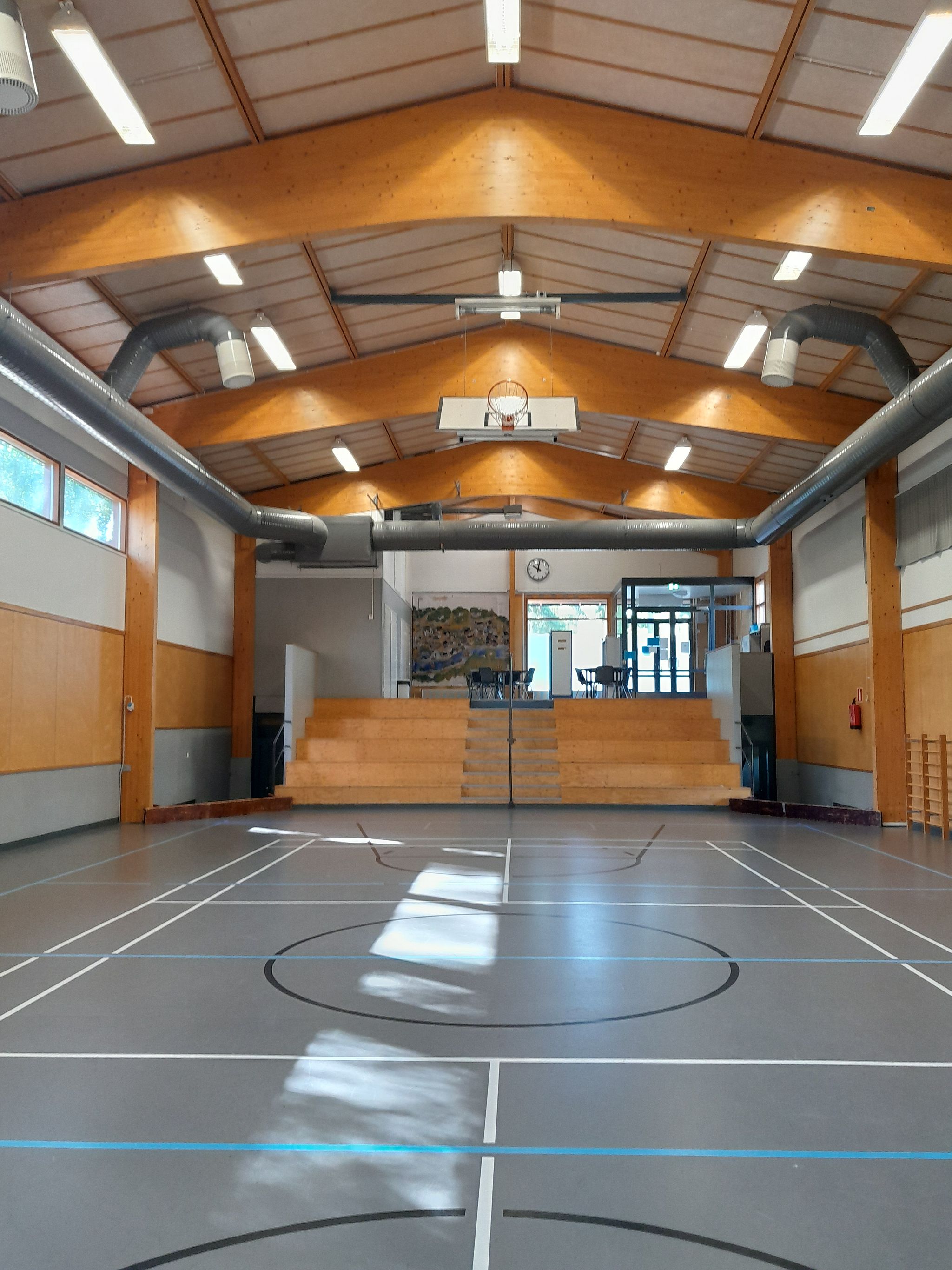 Image 8/14