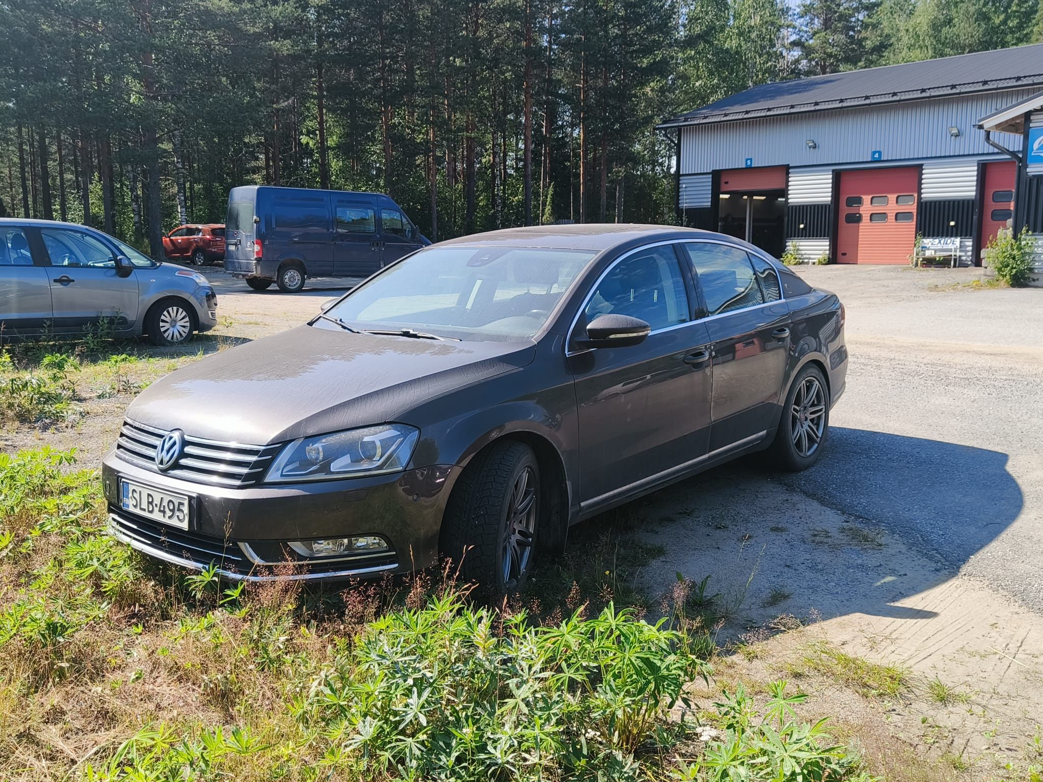 Image 12/29