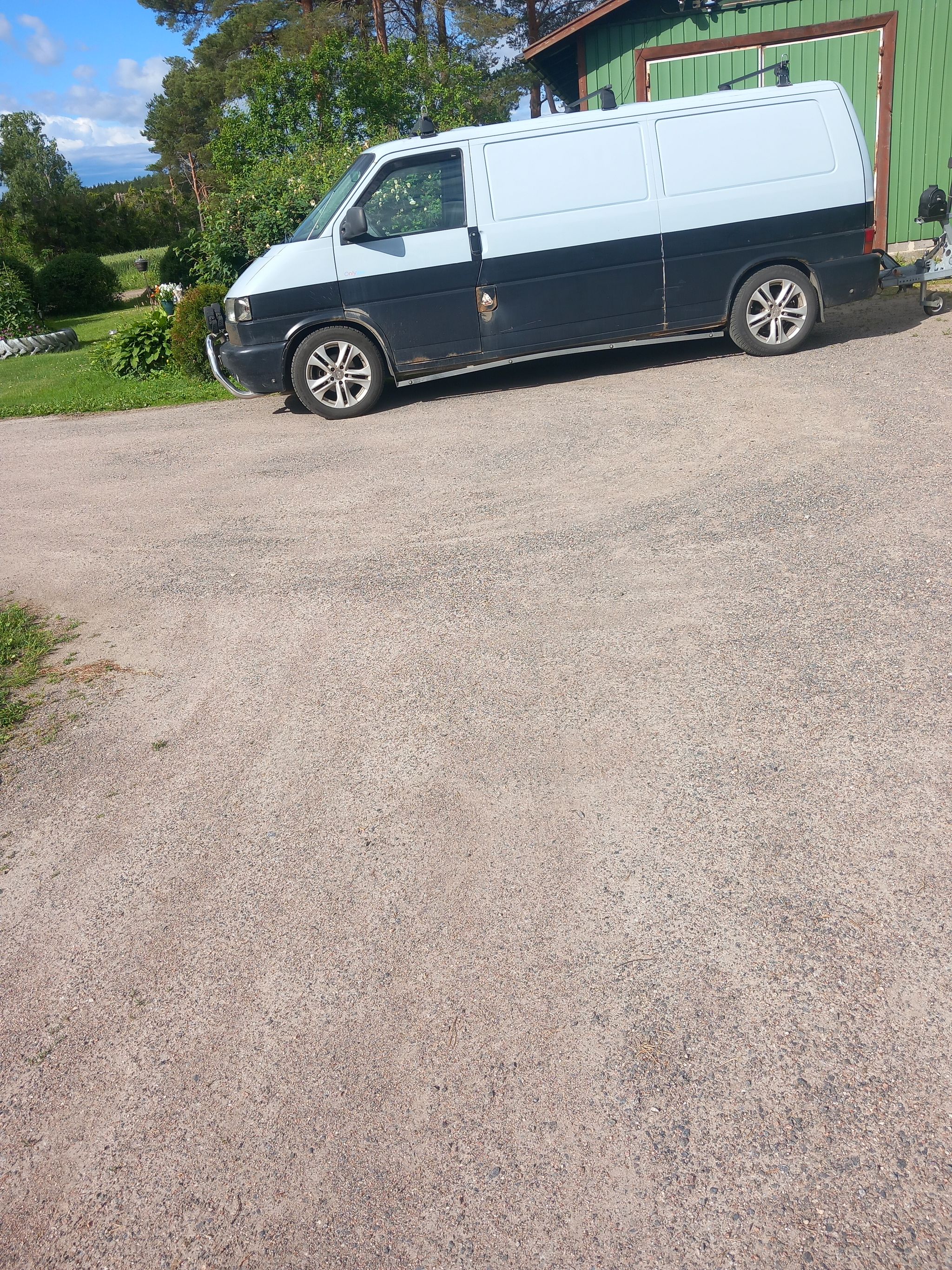 Image 2/10