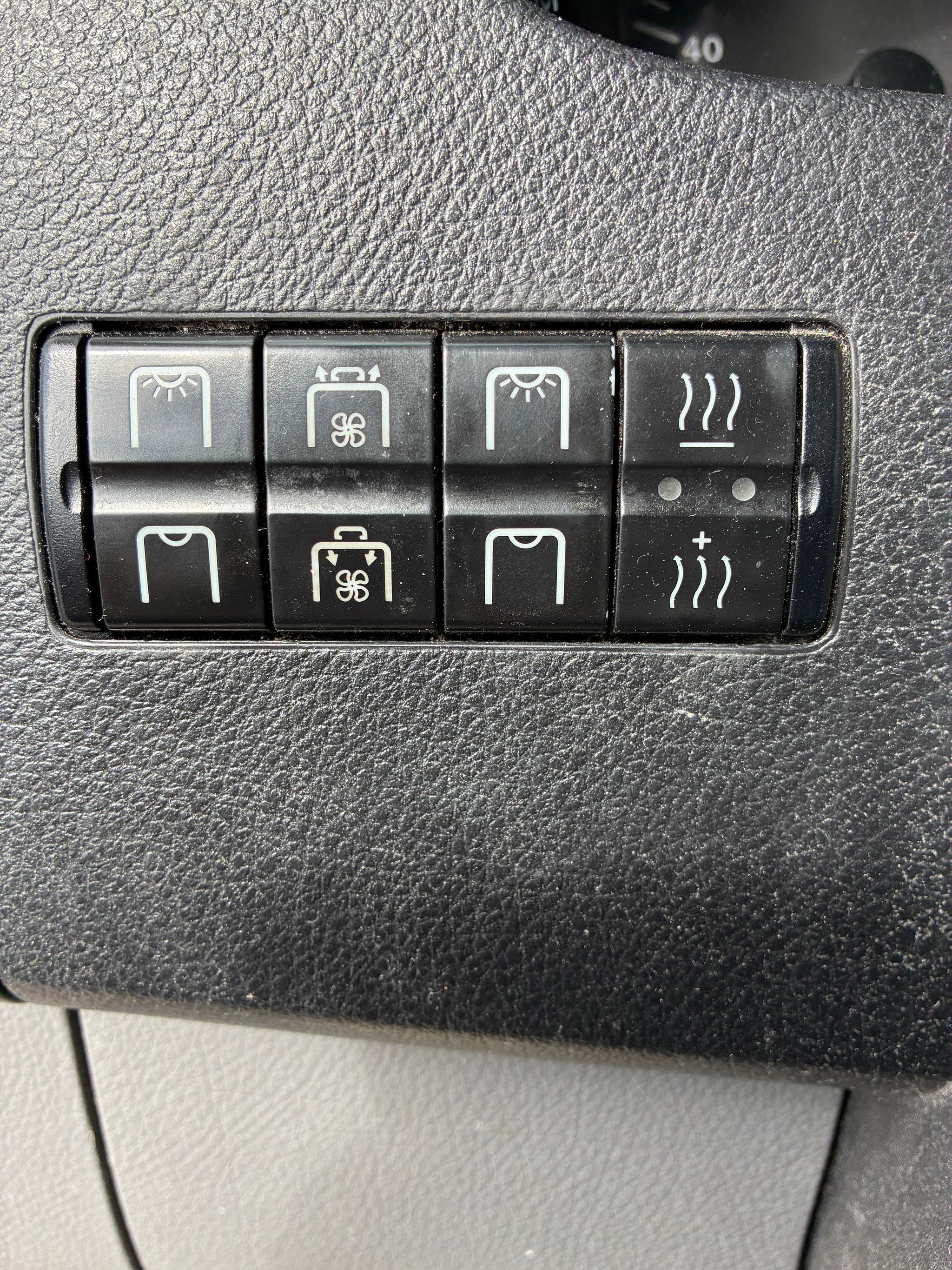 Image 11/13