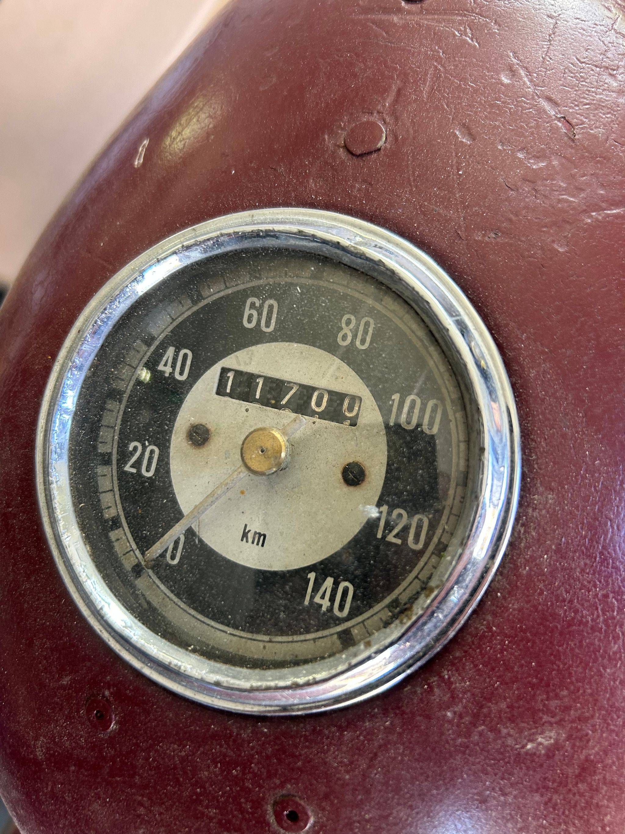 Image 6/9