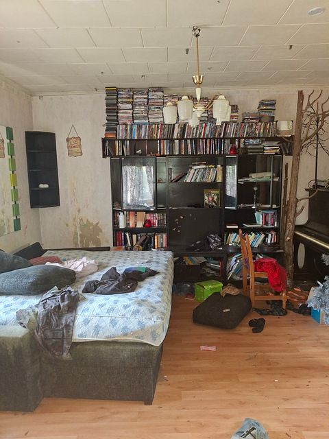 Image 14/40