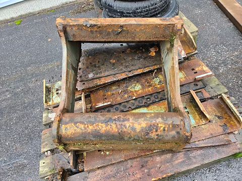 Image 1/2