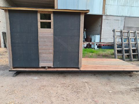 Image 3/10