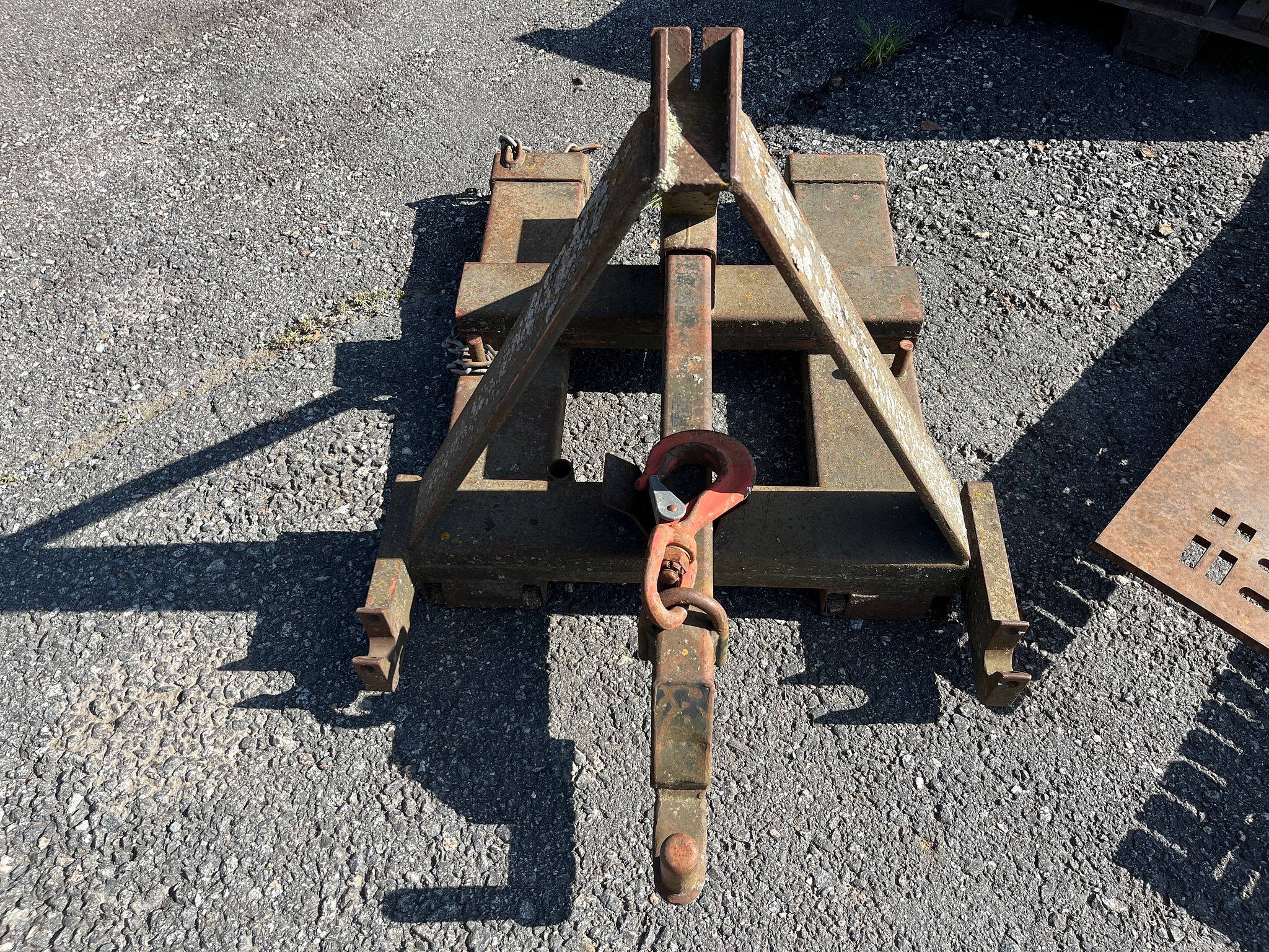 Image 2/4