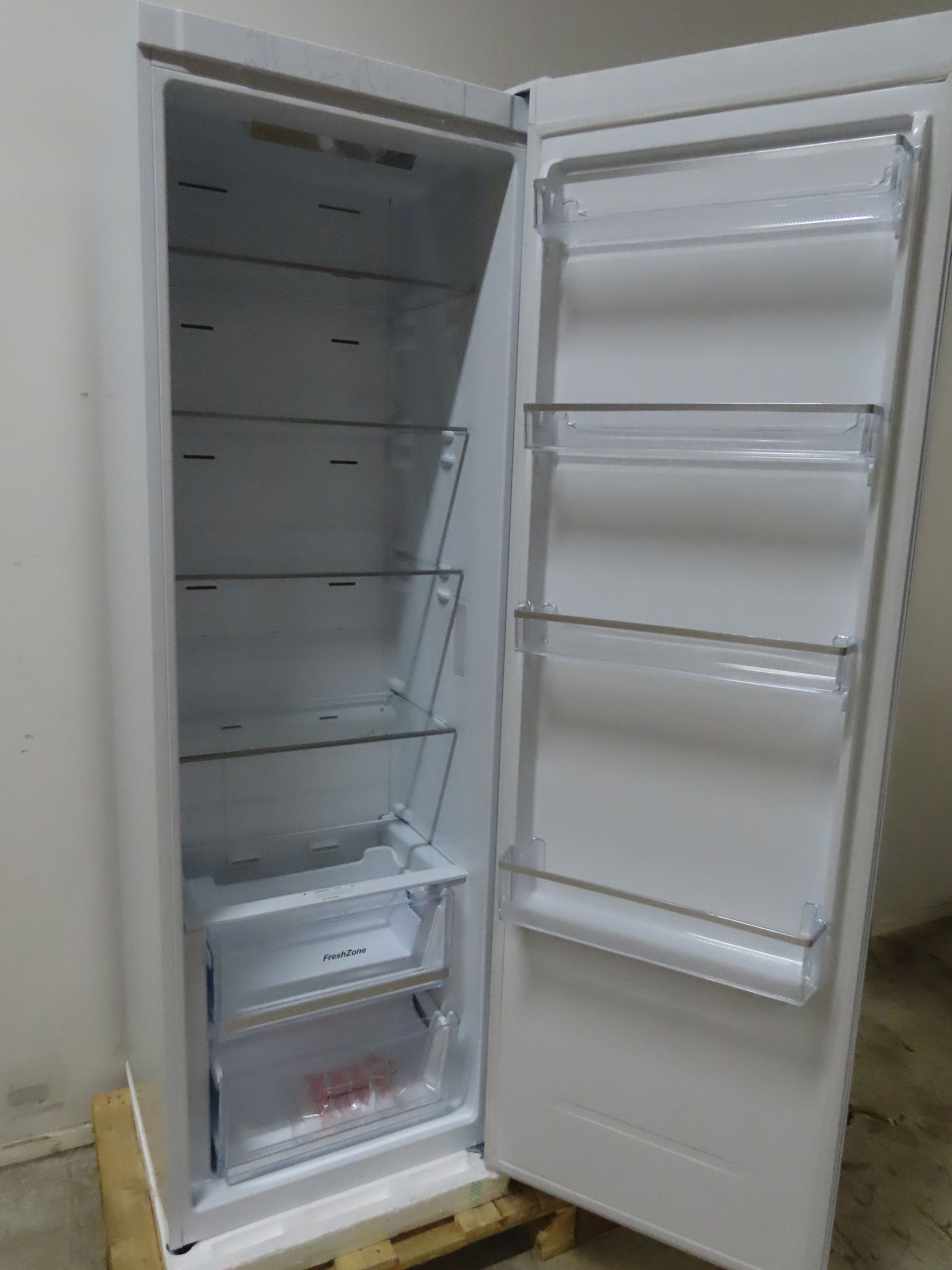 Image 3/4