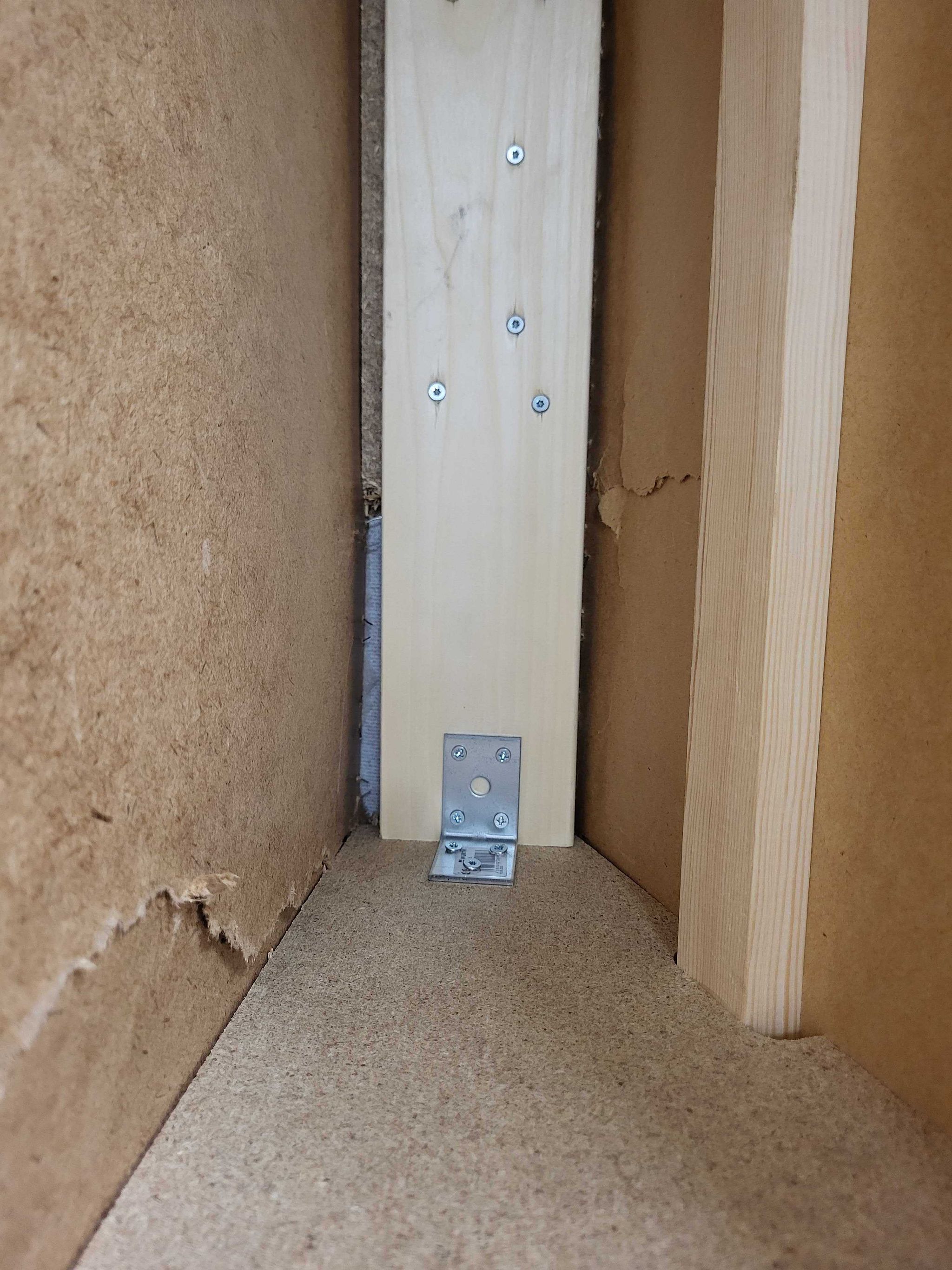 Image 8/20
