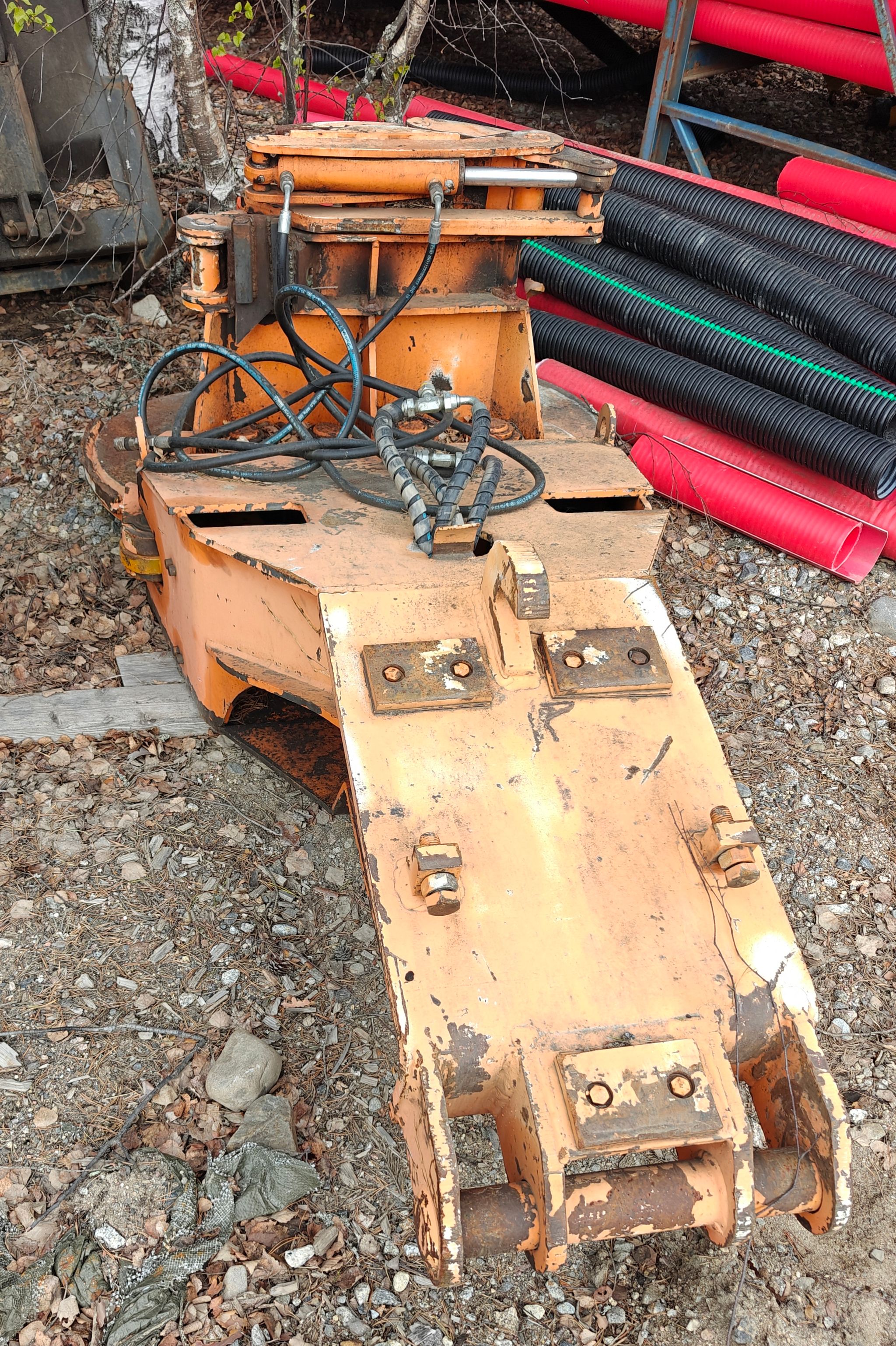 Image 3/3