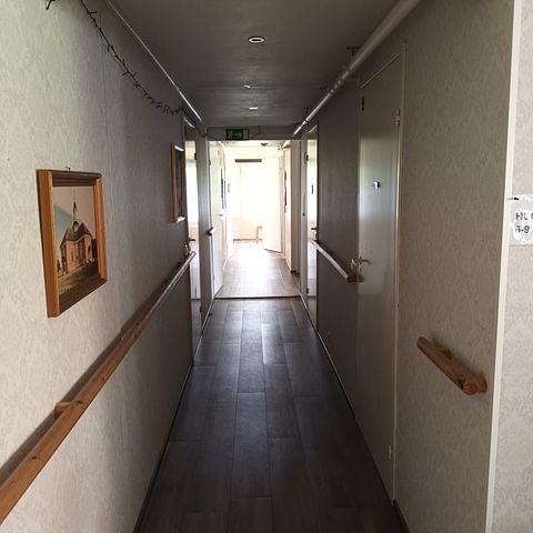 Image 10/31
