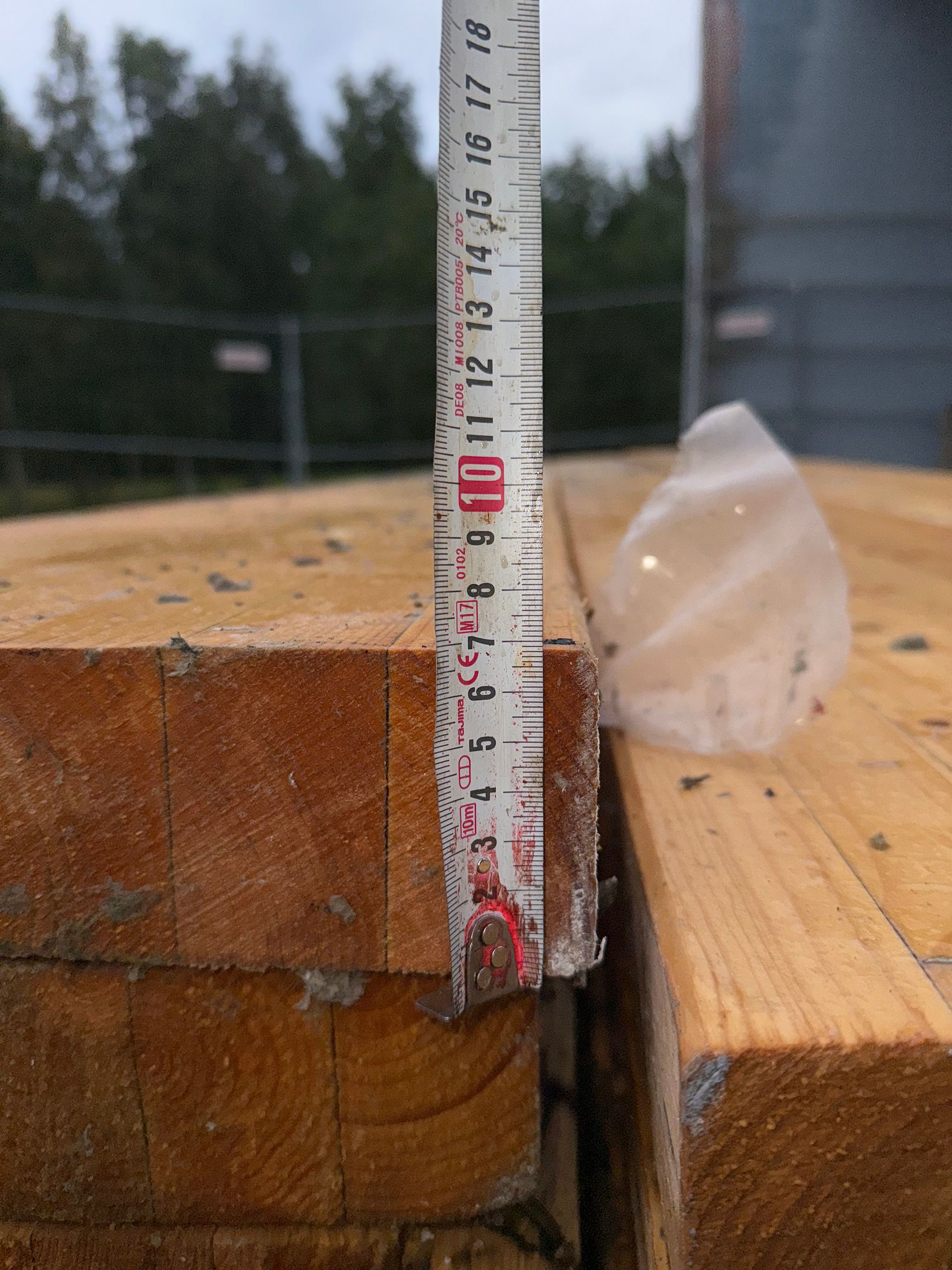 Image 6/6