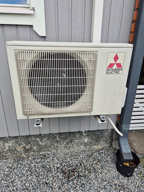 Image 3/5
