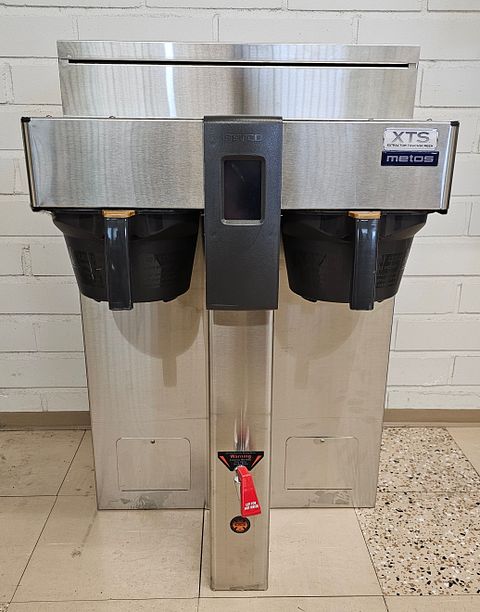 Image 1/9