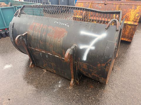 Image 8/8
