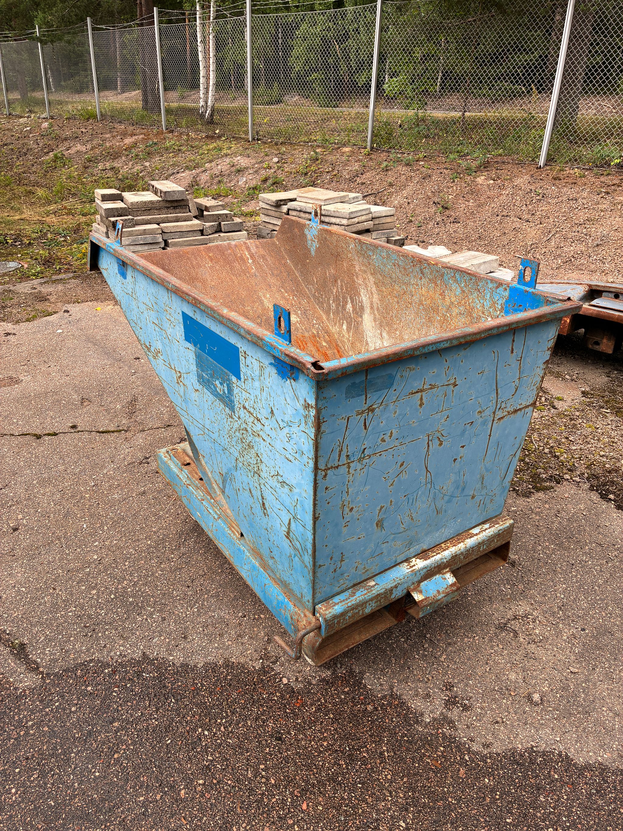 Image 1/5