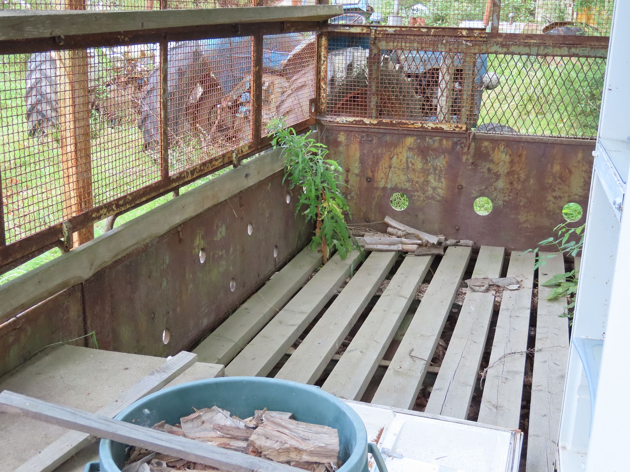 Image 4/9
