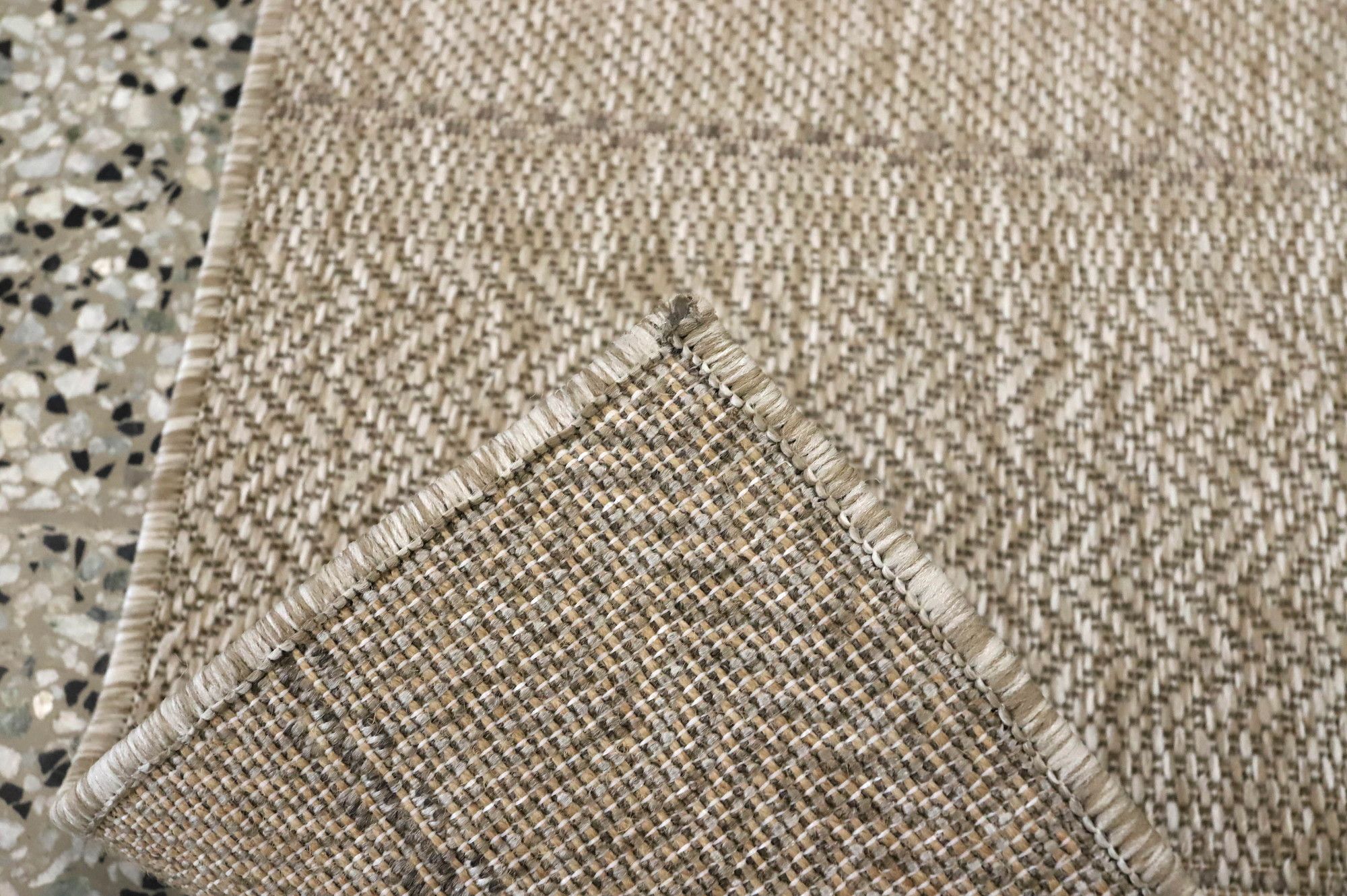 Image 5/6