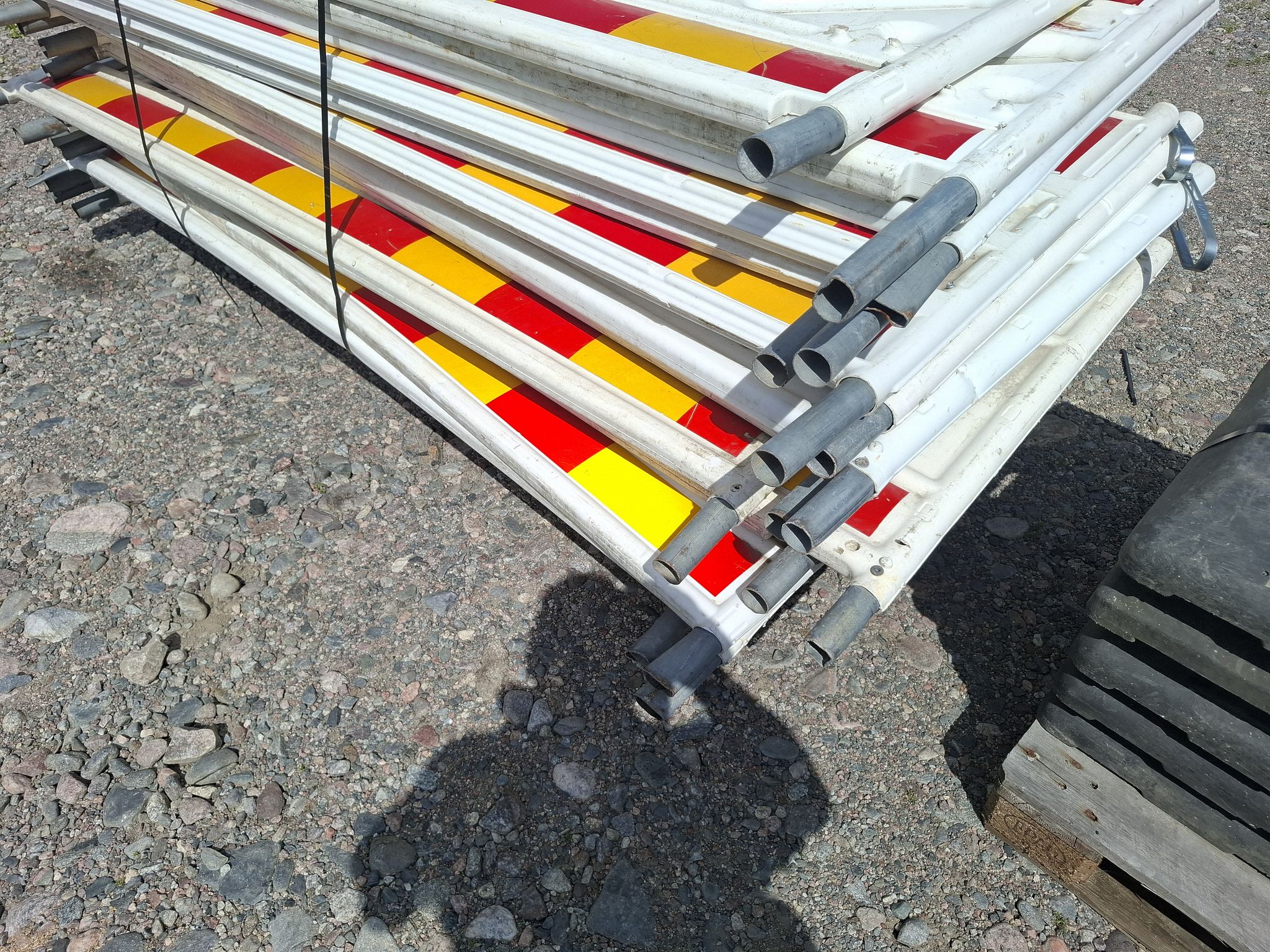 Image 7/7
