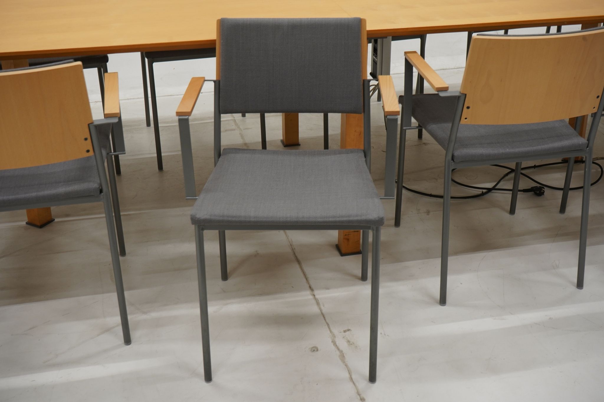 Image 8/23