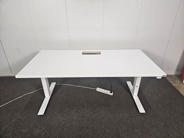 Image 7/9