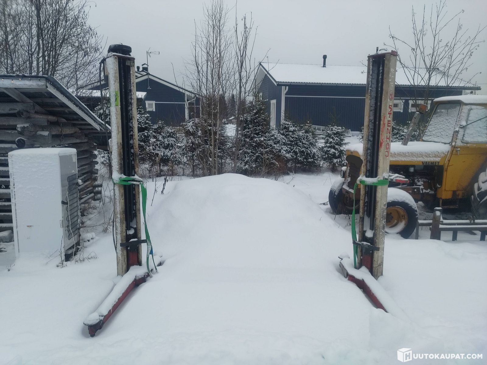 stenhoj-2-pilarinostin-oulainen-huutokaupat