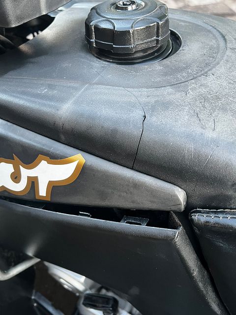 Image 8/10