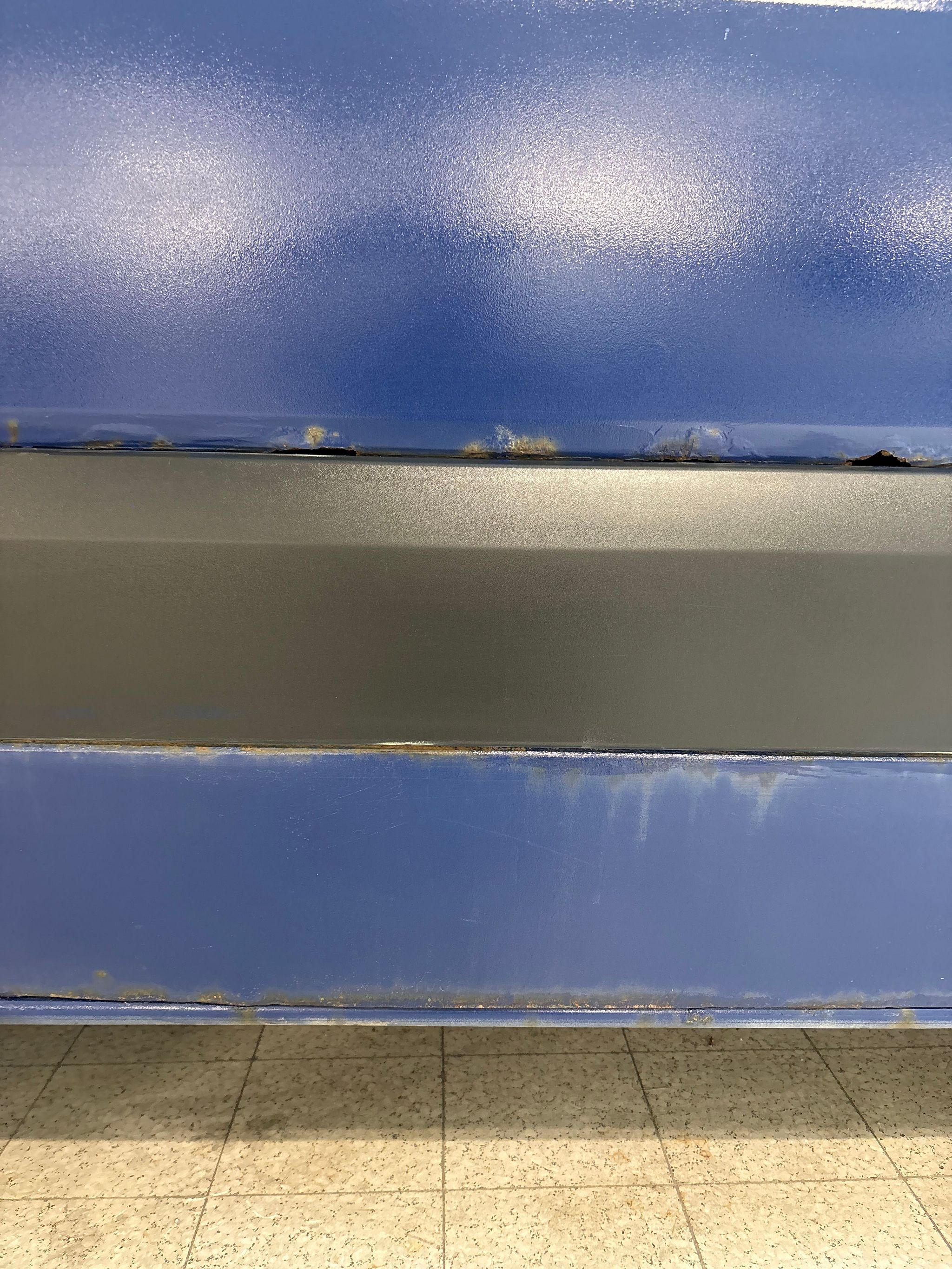 Image 28/49