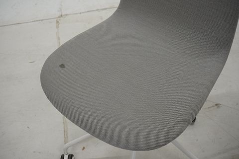 Image 4/6