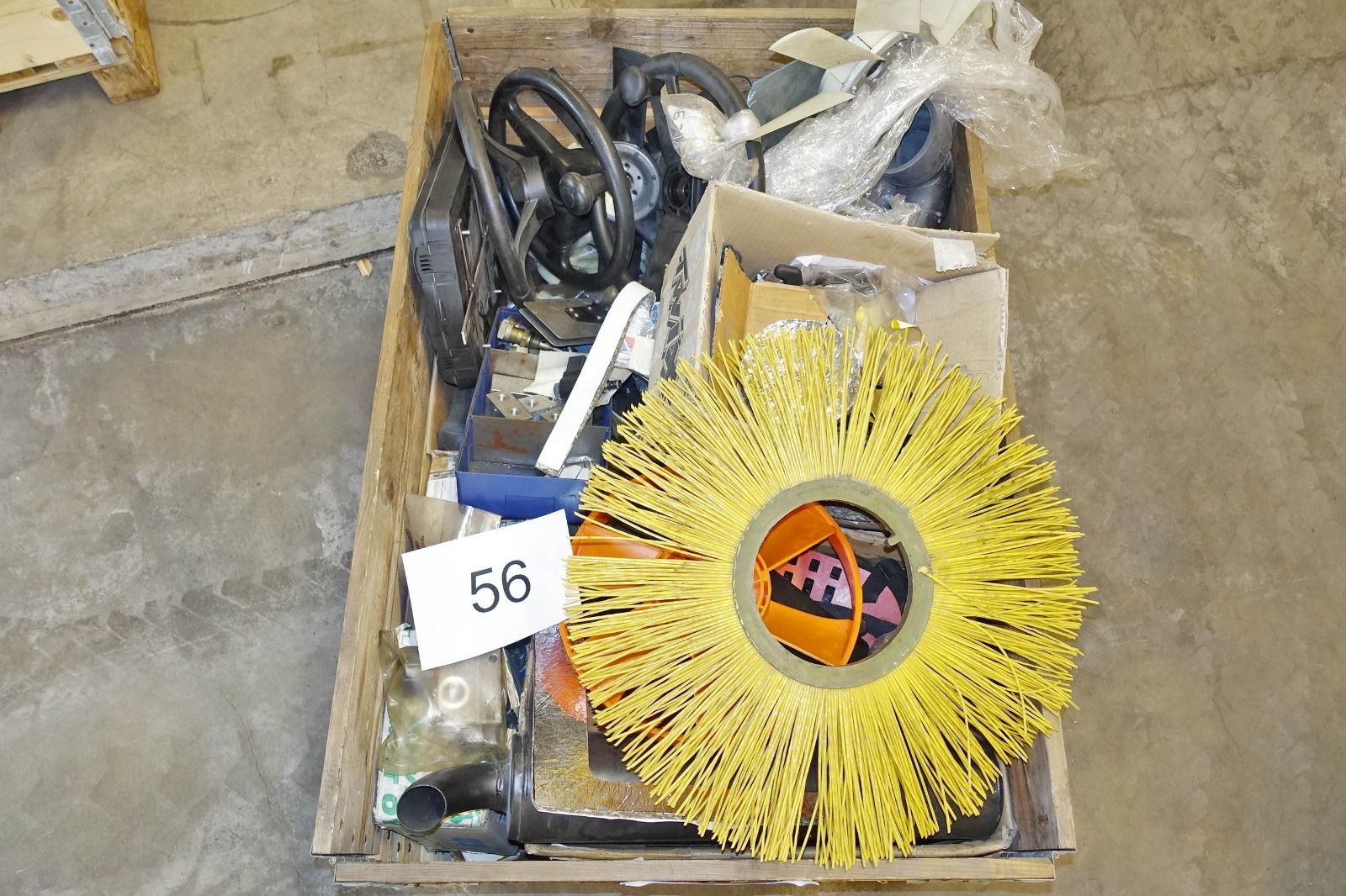 Image 6/6