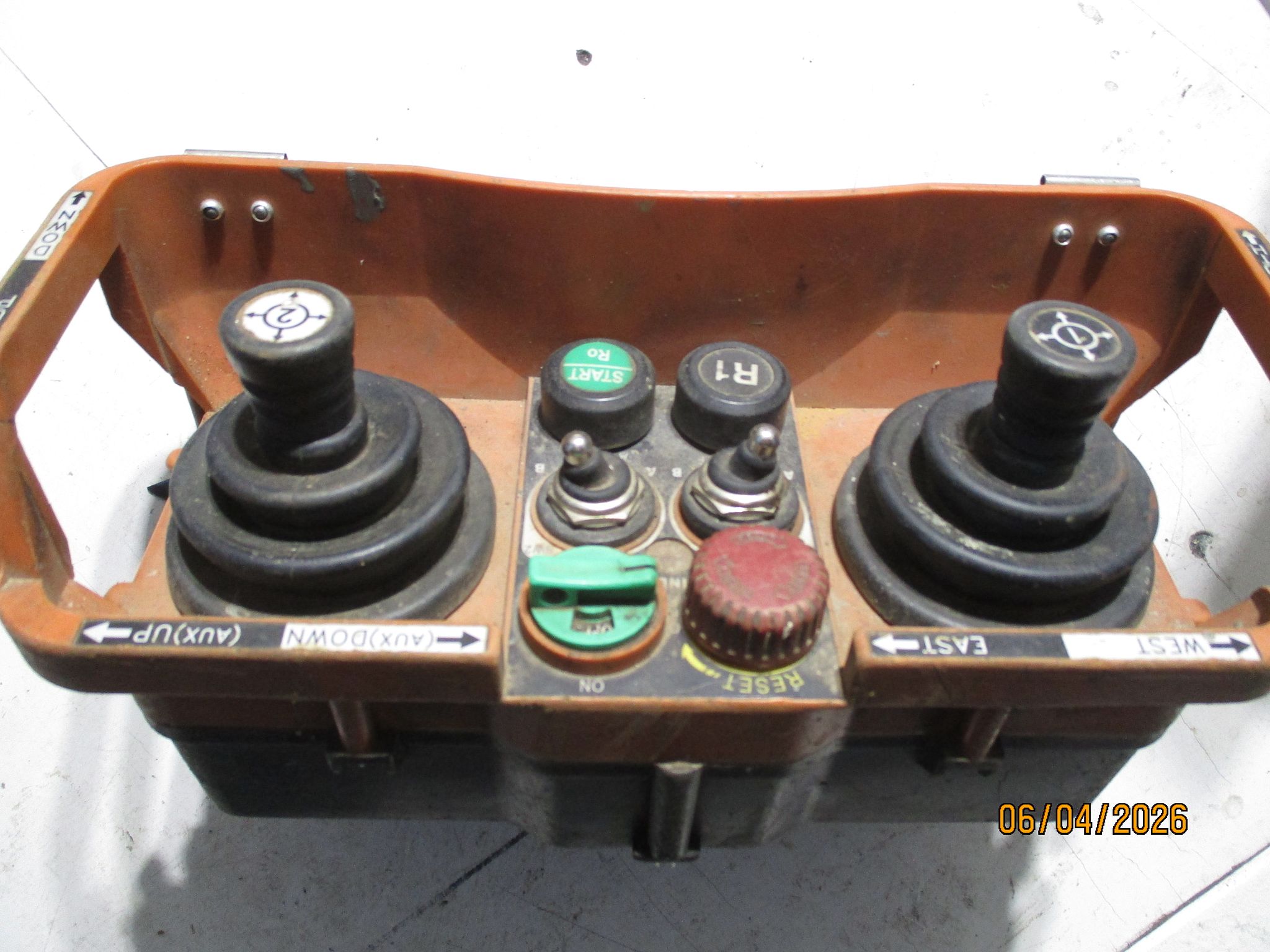Image 1/13