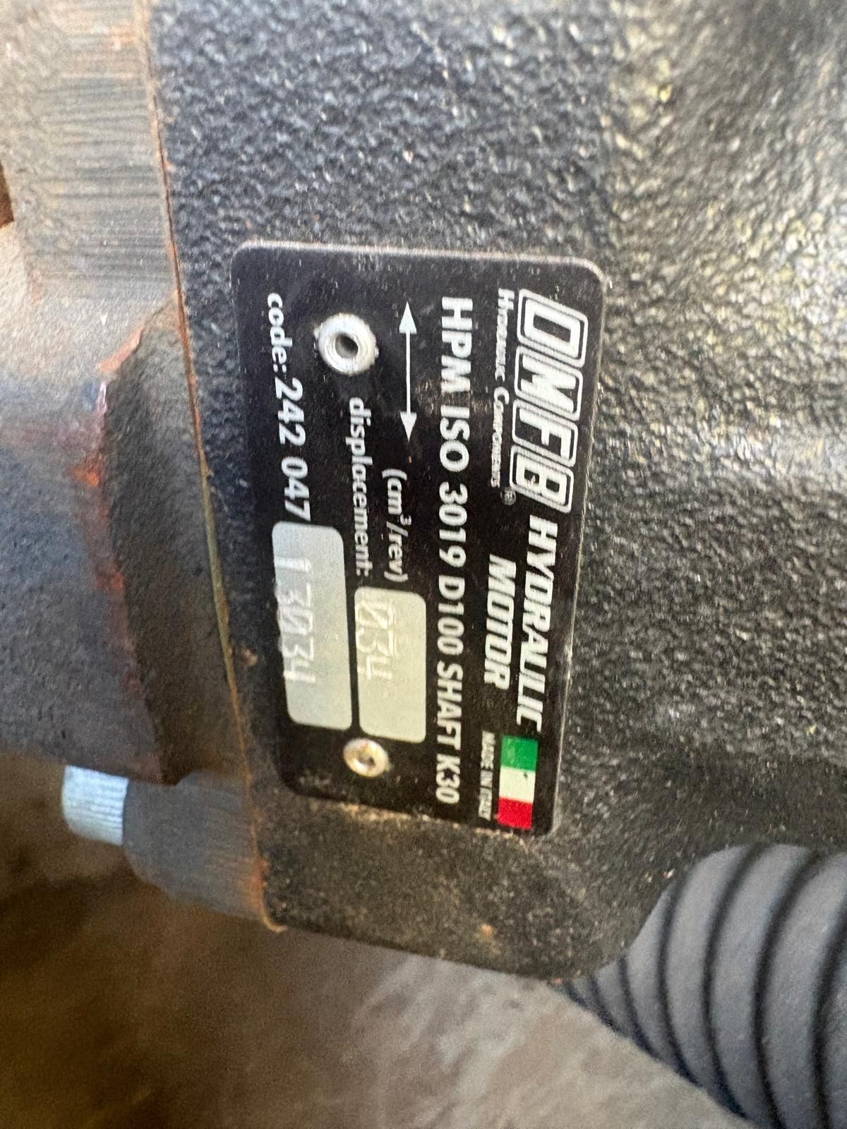 Image 6/8