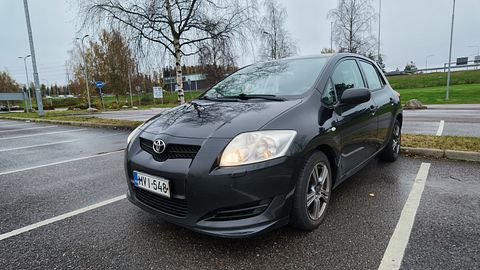 Image 1/15