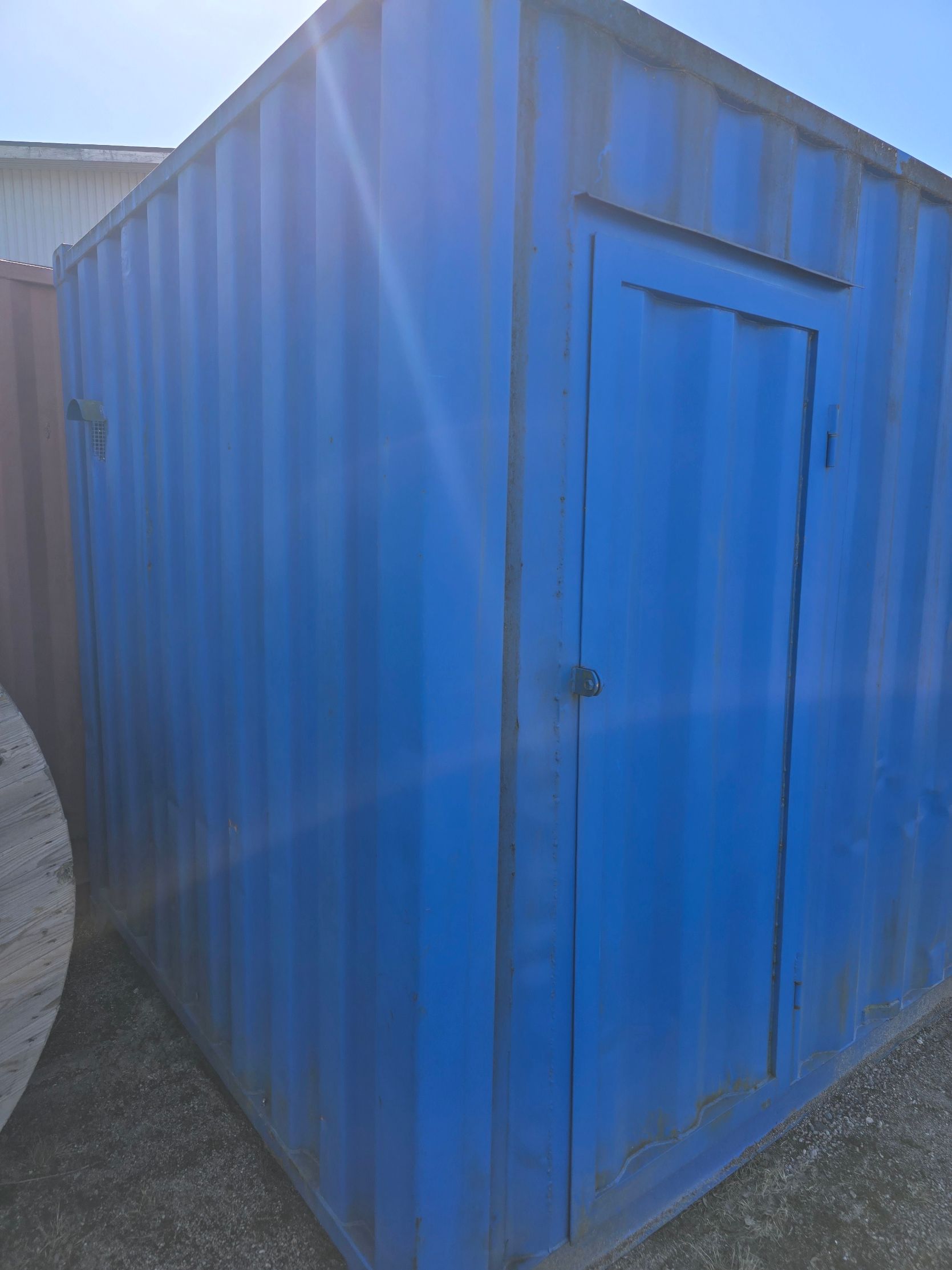 Image 3/7