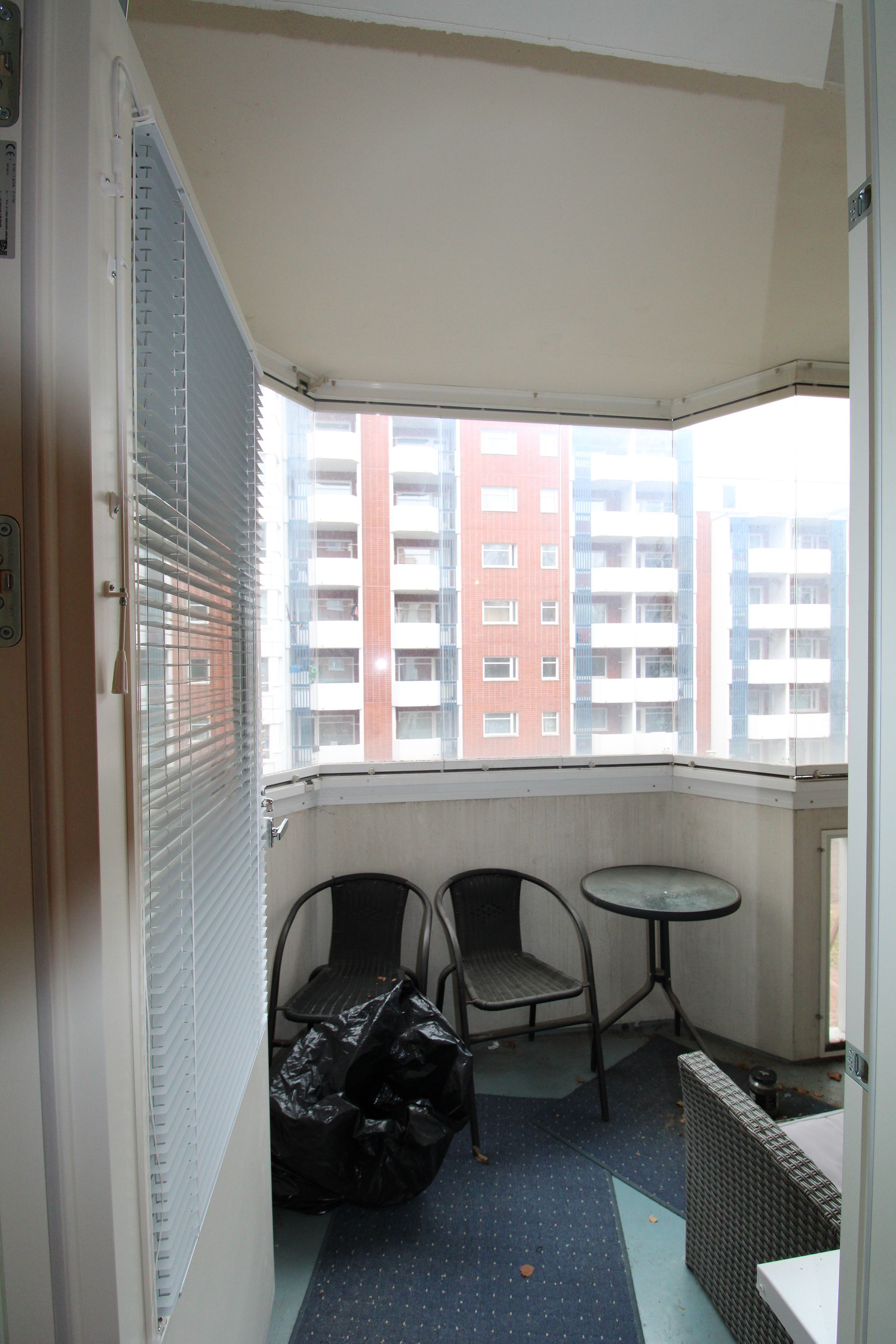 Image 10/11