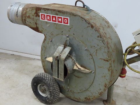 Image 6/6