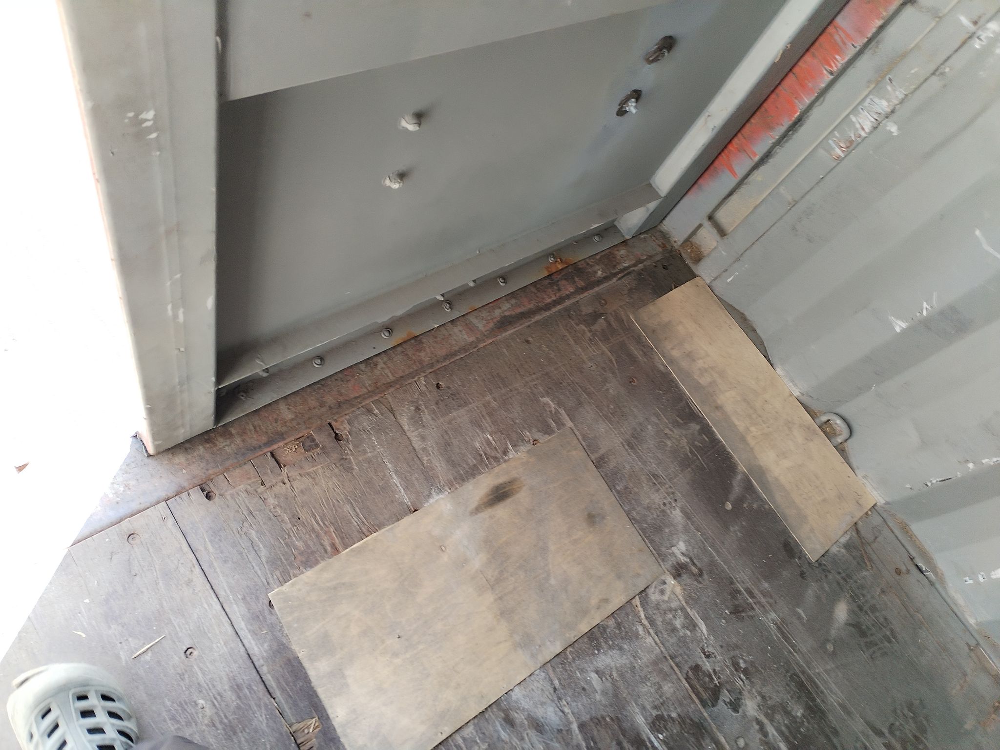 Image 12/12
