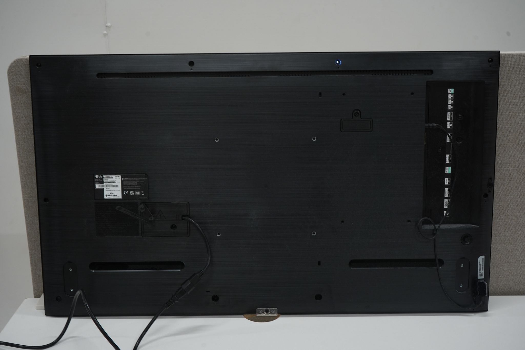 Image 3/8