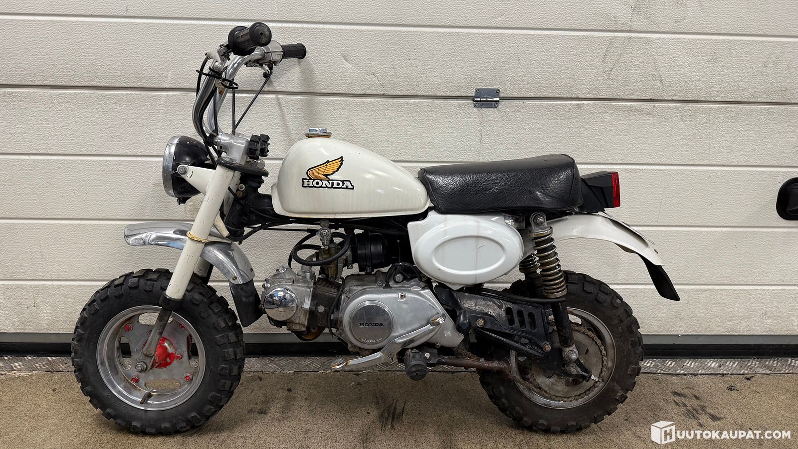 Honda Monkey Z50J Vuosimallia 1982 Oulu Huutokaupat
