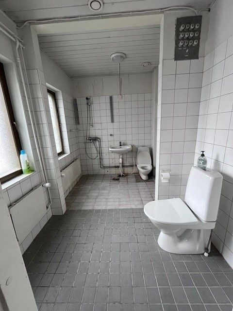 Image 9/30