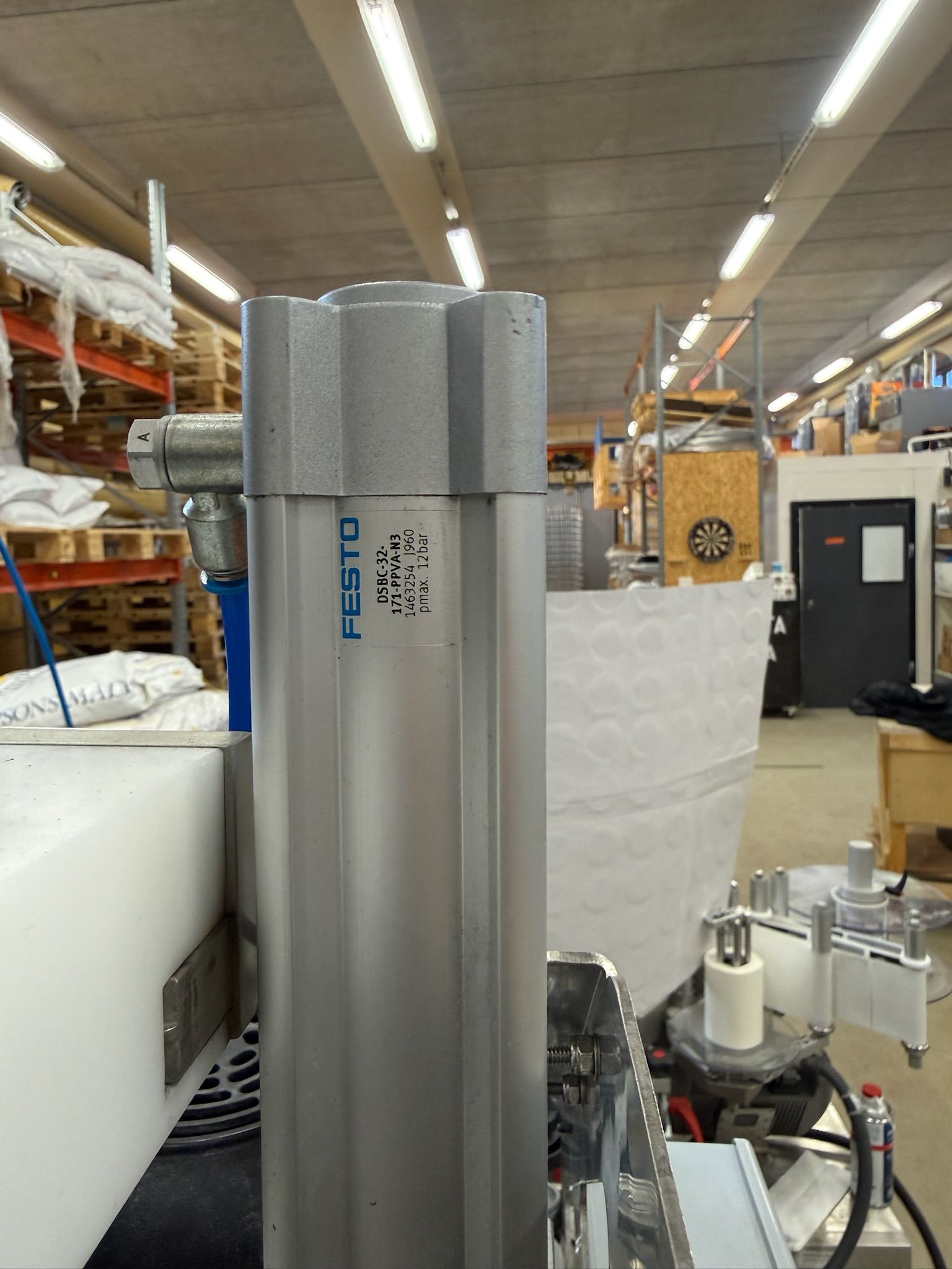 Image 10/20