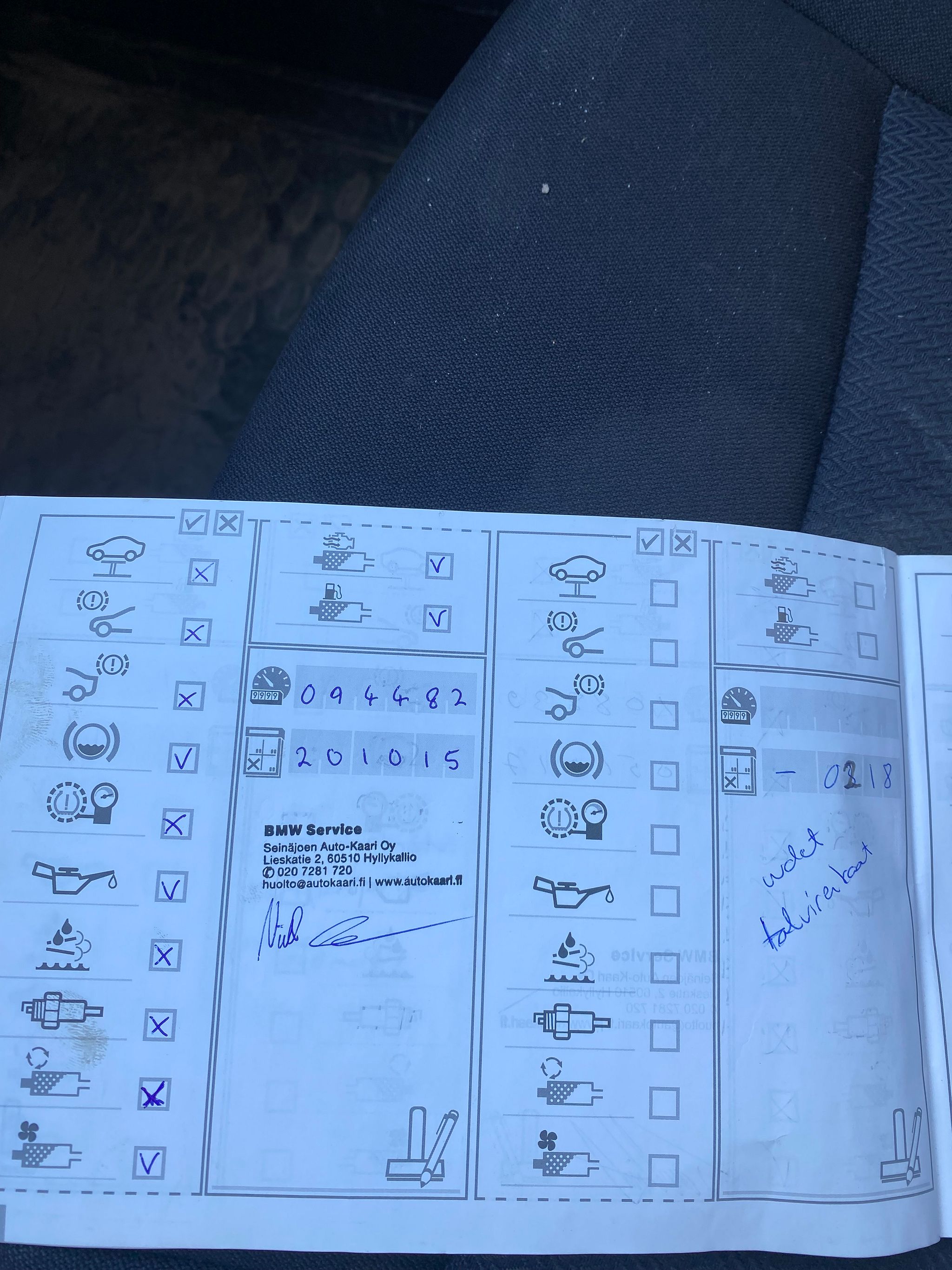 Image 19/24