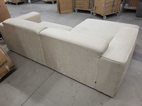 Image 11/12