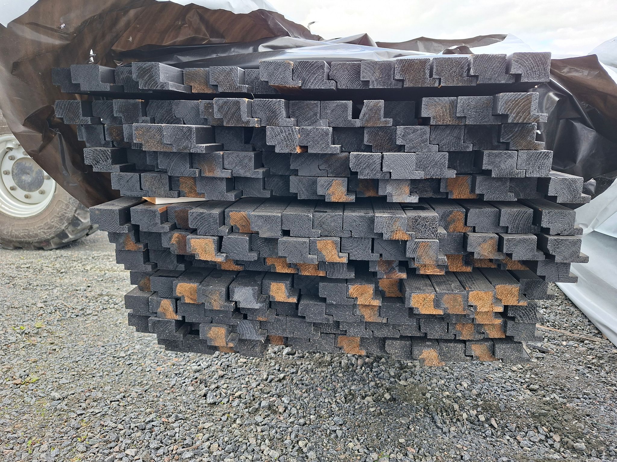 Image 6/6