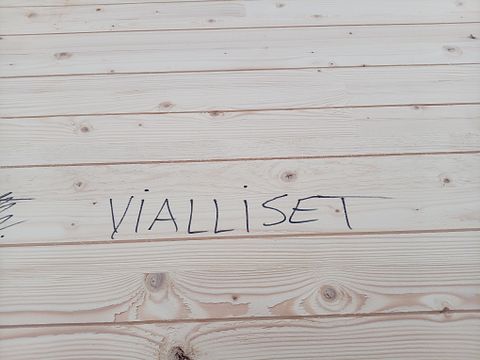 Image 6/7