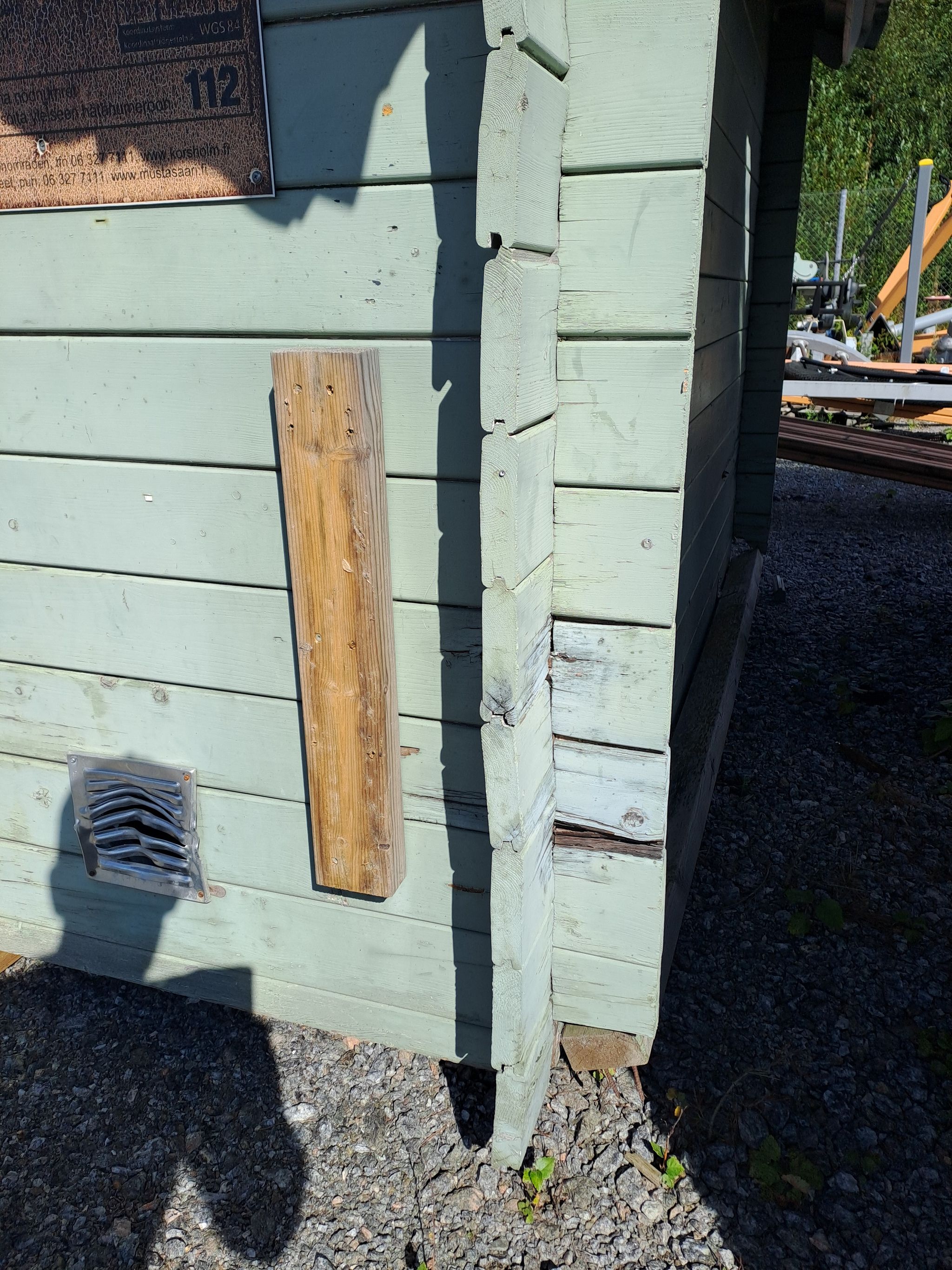 Image 2/9