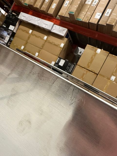 Image 2/4