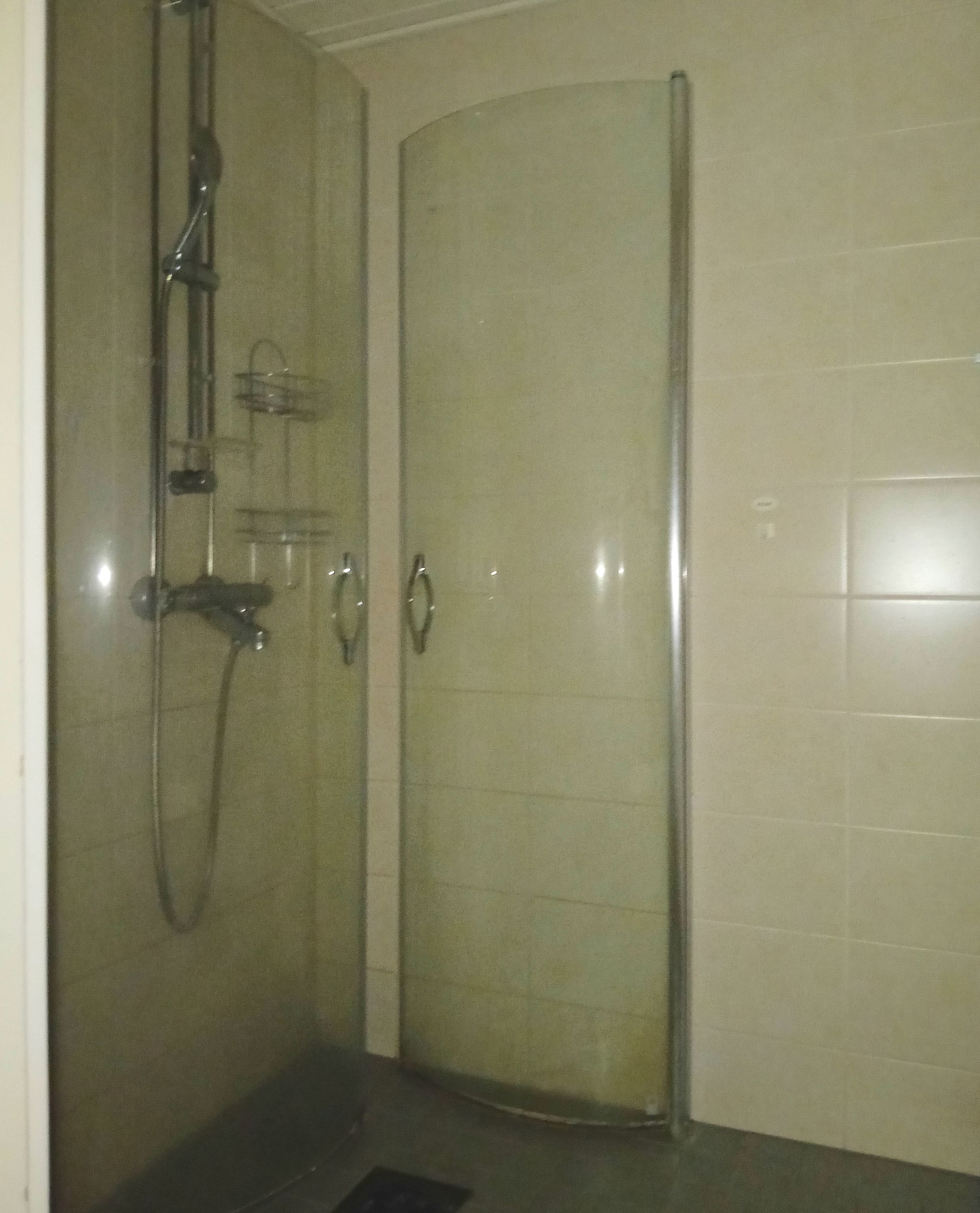 Image 4/12