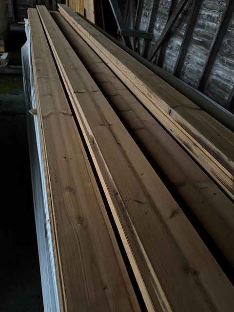 Image 8/8