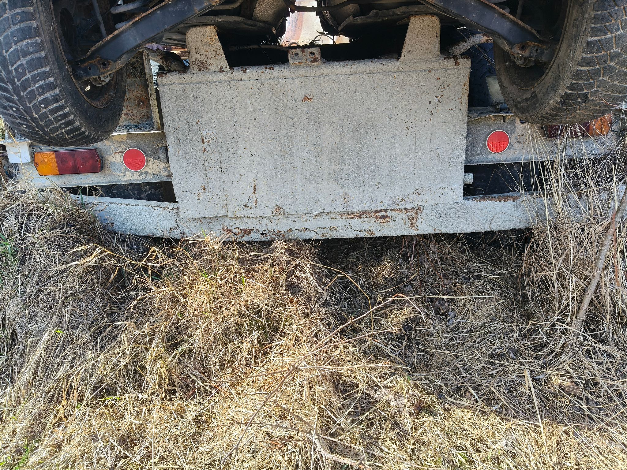 Image 3/12